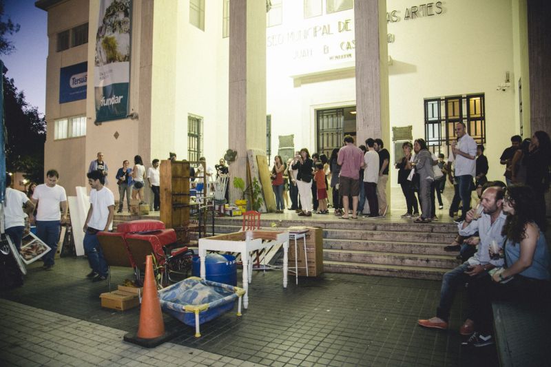 Lo que quedó de nuestro amor Performance. Museo Juan B. Castagnino. Premio Institucional FNA en el LXIX Salón Nacional de Rosario.