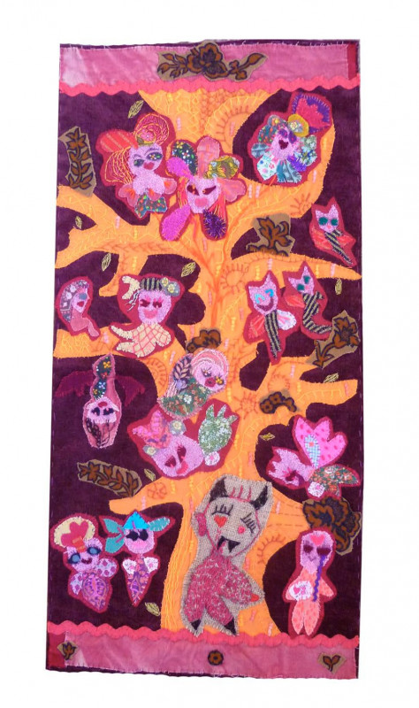 Telas bordadas con lana e hilo. 77 x 37 cm. 2015
