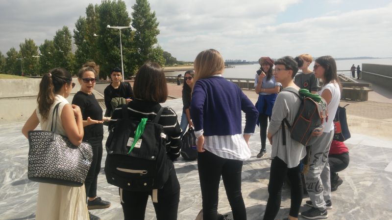 Visita al Parque de la Memoria. Encuentro con su curadora Florencia Battiti.