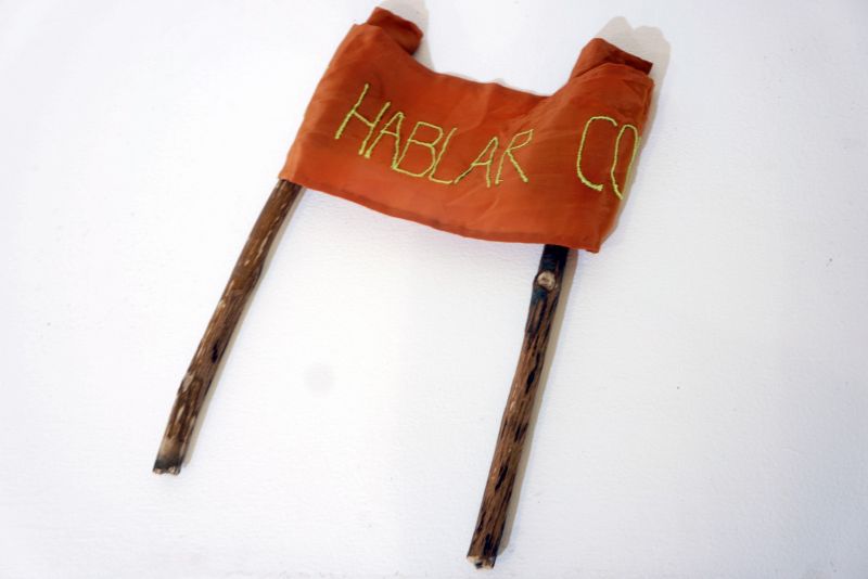 Artefacto de escucha N1.  Brocato bordado a mano con hilo de poliester, rama de eucalipto y hierro soldado. 30 x 49 x 5 cm. 2020
