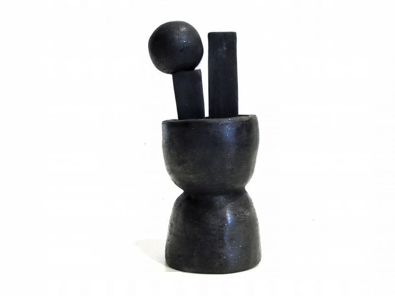 Brenda Masante - S/t. - cerámica con mica - 16 x 6,5 cm - 2020
