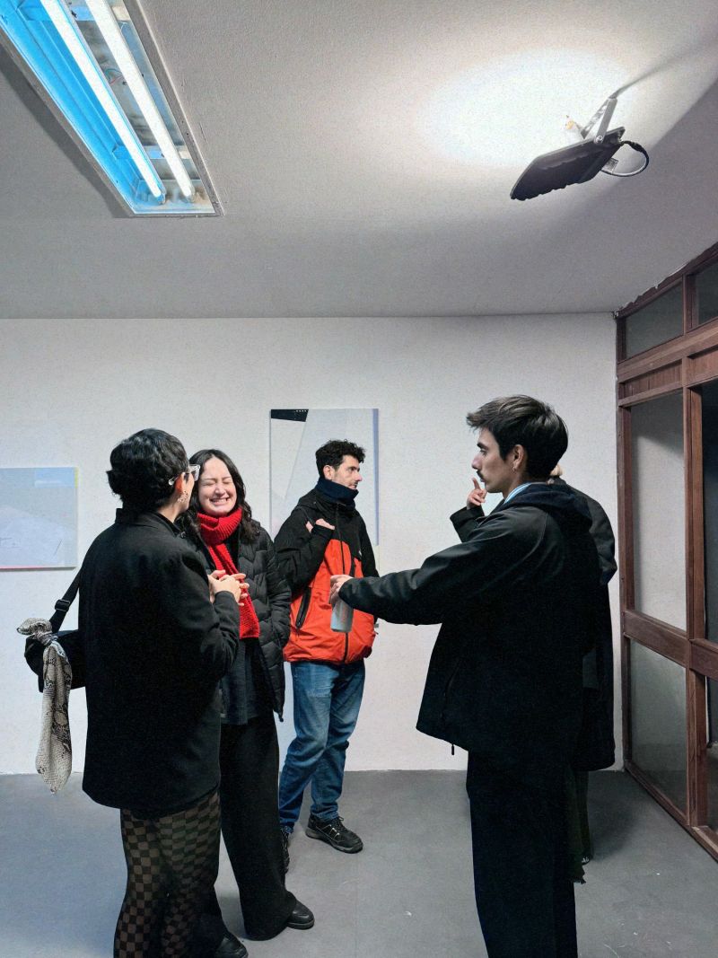 Ecualizar los planos para visualizar lo invisible de Alice Ricci - Inauguración