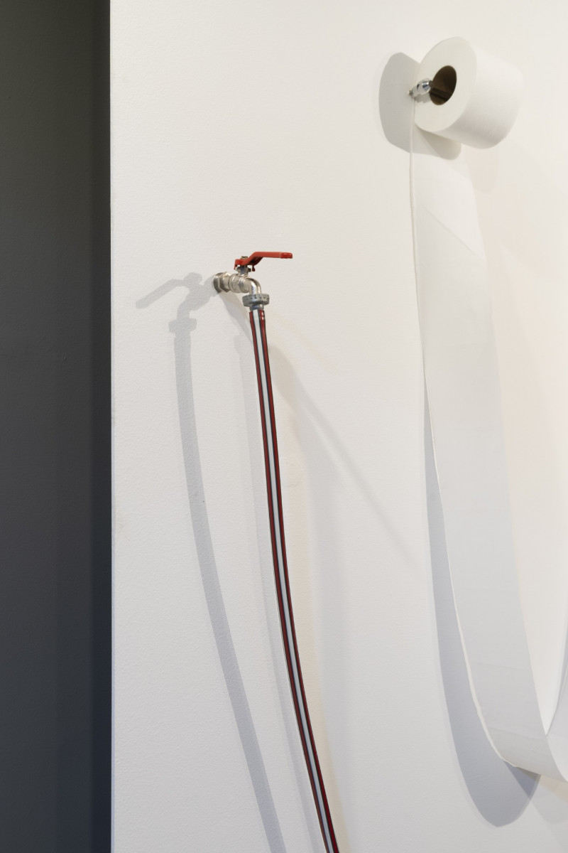 Estafa piramidal de Fepi Farina | Curaduría de Georgina Ricci