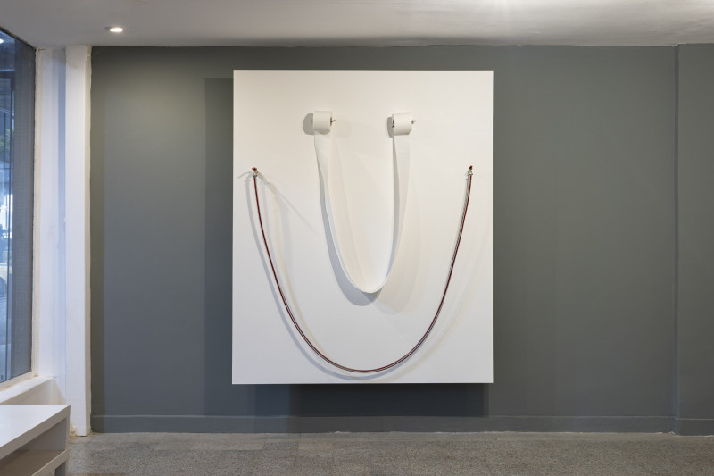 Estafa piramidal de Fepi Farina | Curaduría de Georgina Ricci